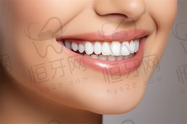 在芜湖美臣口腔门诊的拔牙体验：专業团队与舒适环境的良好融合，带来无忧的就医感受。