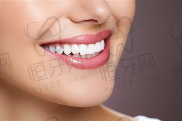 济南美奥口腔、维乐口腔和圣贝口腔性价比分析，2025年种植牙价格表及医生推荐